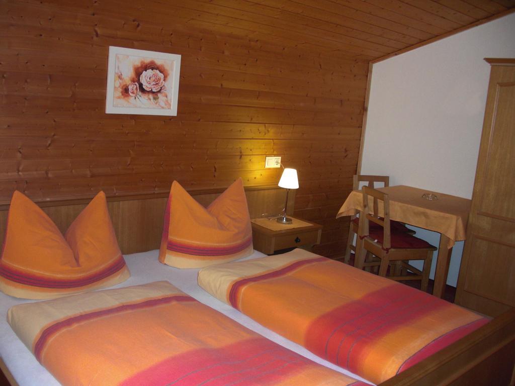 Haus Marita Apartment Sankt Leonhard im Pitztal Room photo