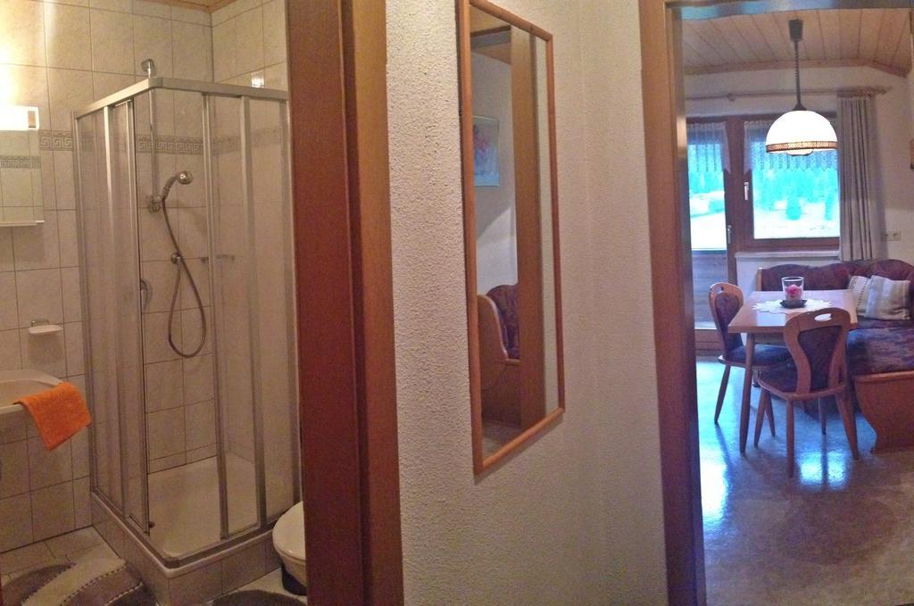 Haus Marita Apartment Sankt Leonhard im Pitztal Room photo